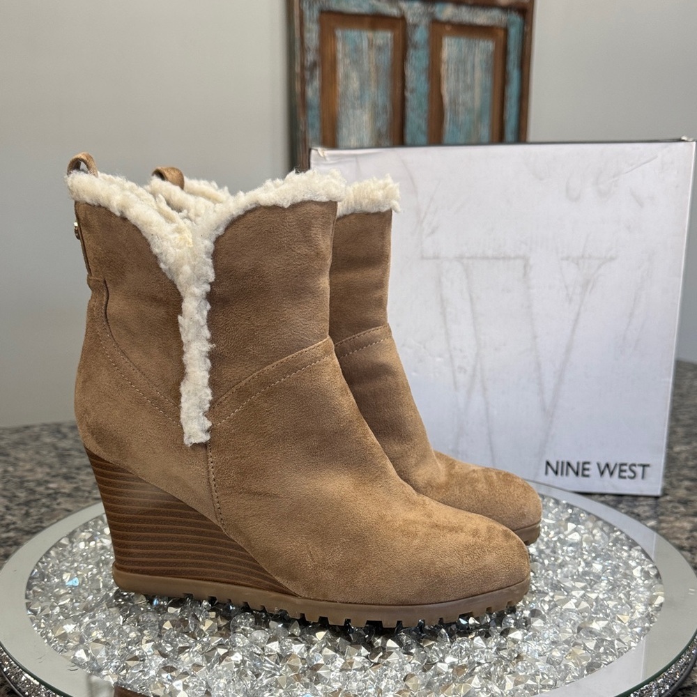 Nine West Camino 2 Brown Wedge Sherpa lined Boots with Shearling Trim 7